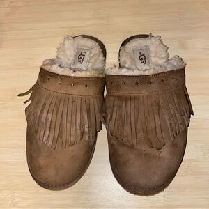 UGG Amarina Fringe Nubuck Suede Wool Slippers Shoes Women’s Size 7